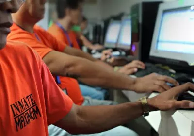 prisoners virtual reality vr meta quest headset